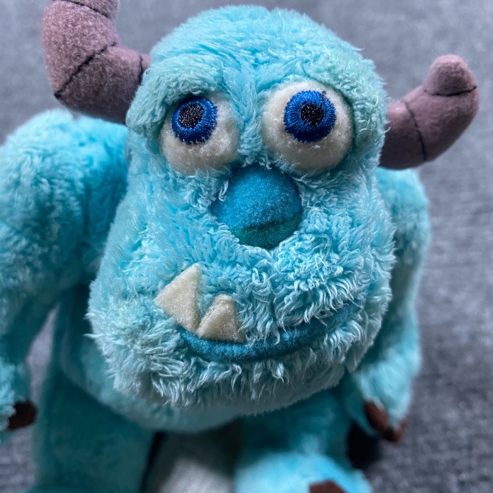 Disney Plush Monsters, Inc Sully plush 8”